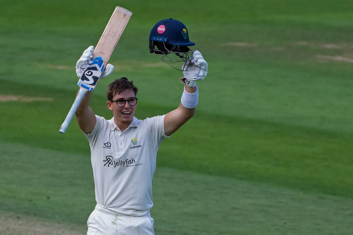 Tribe bats through day for 142 not out as Glamorgan frustrate Surrey
