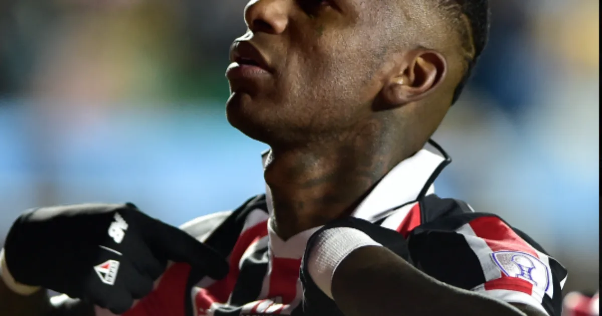 Arboleda desabafa após gol na altitude: “Estava passando por depressão”