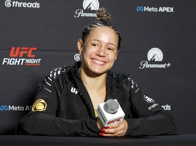 Invicta e no card principal, baiana busca segunda vitória no UFC