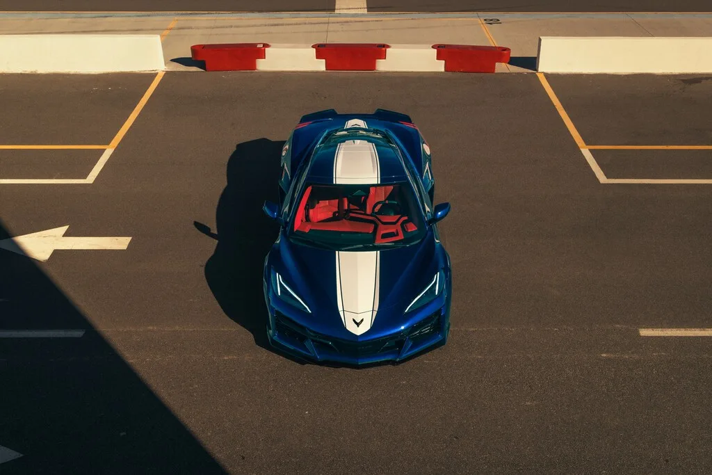 El Corvette que GM creó en secreto para vencer al Shelby Cobra vuelve más de 60 años después: llegará a México como modelo 2027