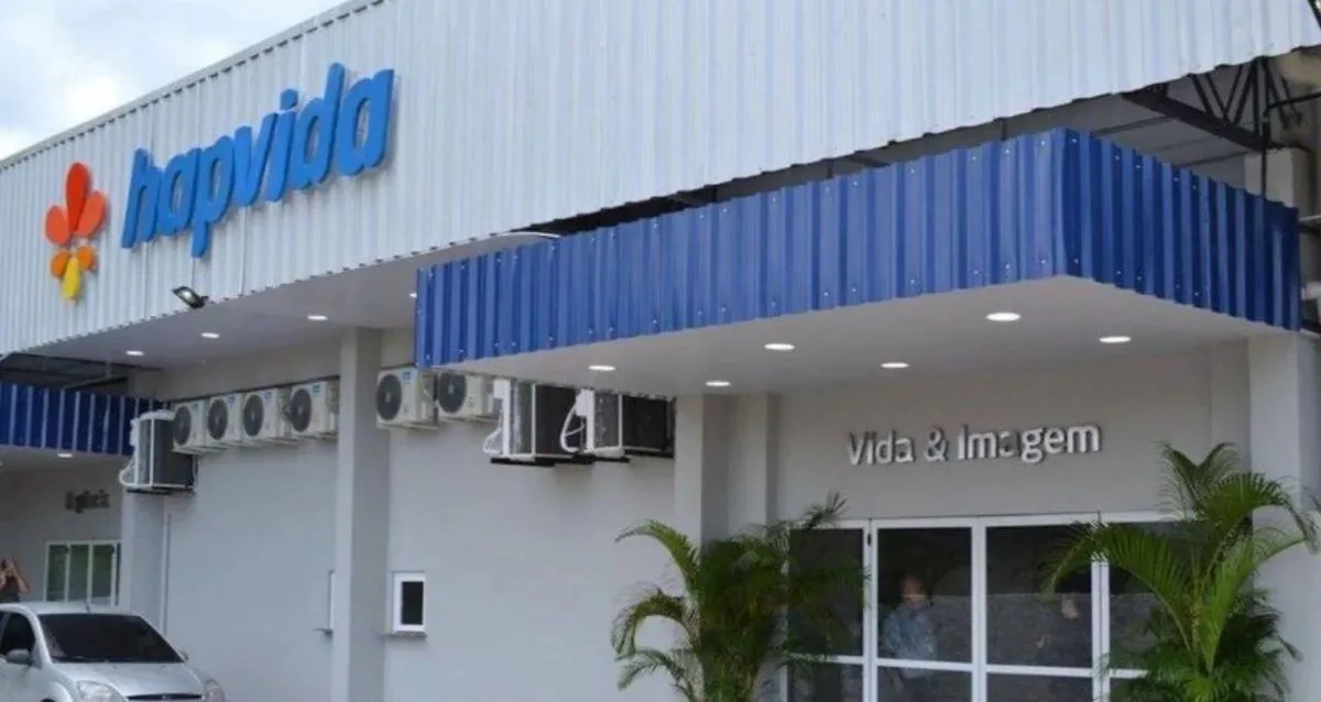 Hapvida (HAPV3) vê lucro desabar 95,8% no 2T26