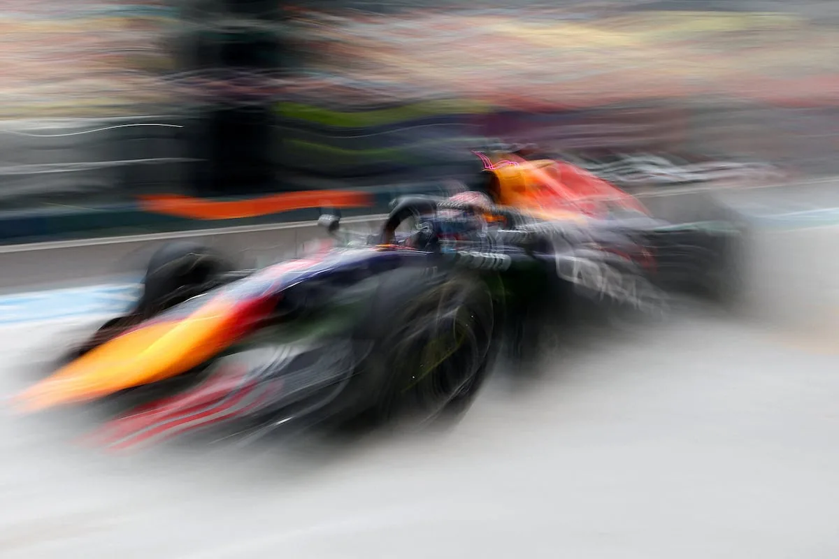 Verstappen beats Russell to Singapore Grand Prix sprint pole