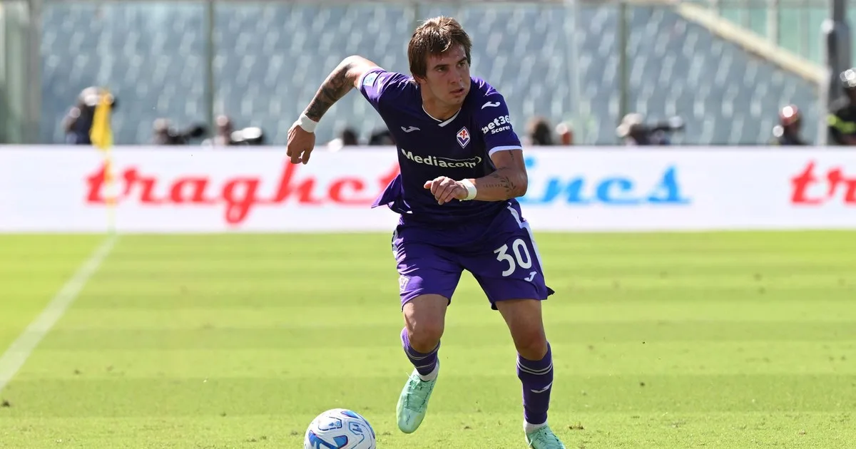 Con Mastantuono a la cabeza, Fiorentina quiere sumar de a tres ante Genoa para evitar la zona de descensos