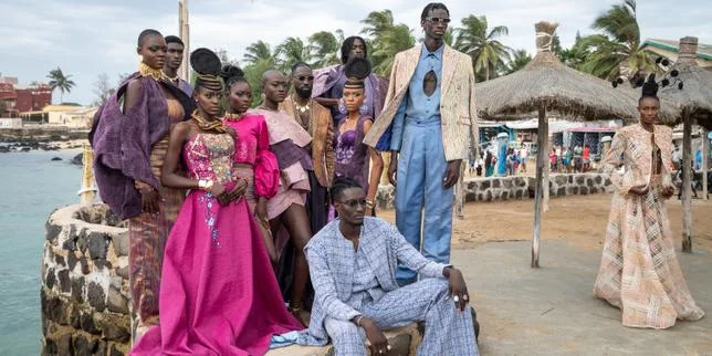 A Dakar, l’art de la sape vise le « 100 % made in Sénégal »