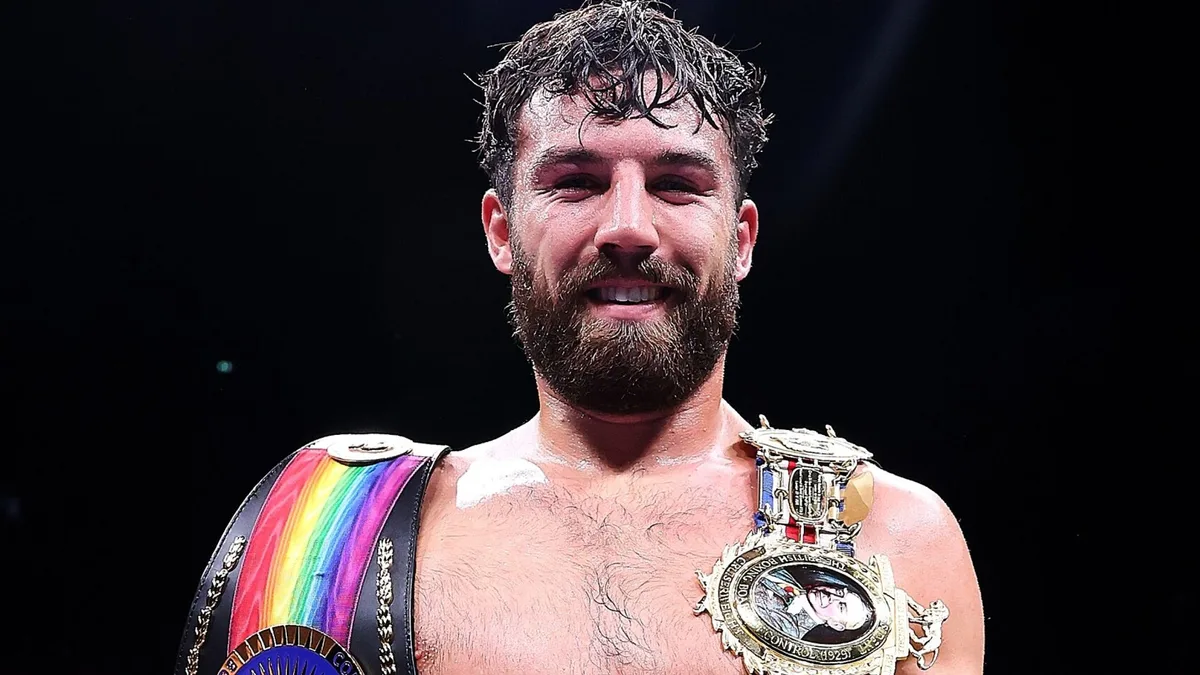 Brown delivers Hatton tribute after winning British and Commonwealth titles
