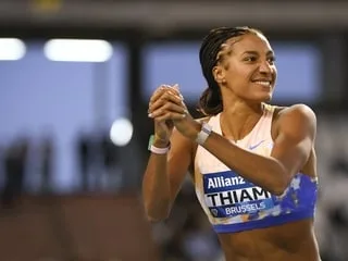 Athlétisme. Triple championne olympique, Nafissatou Thiam remporte le Décastar à Talence et retrouve le sourire