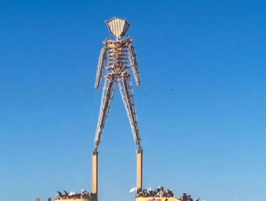 Tres personas murieron durante Burning Man 2026