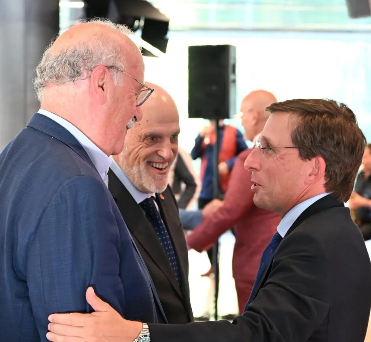 Javier Tebas y Vicente del Bosque apadrinan la presentación de la Fundación Red Párkinson