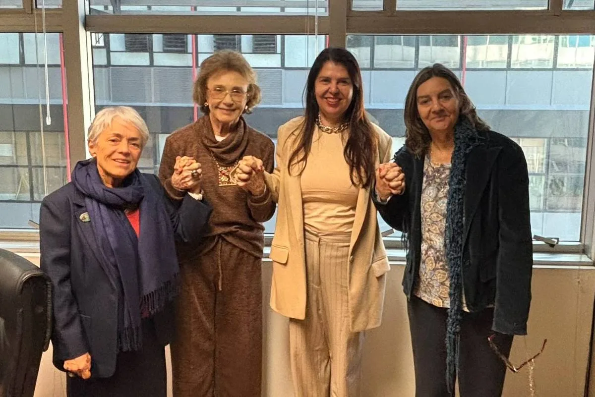 Movimentos lan�am projeto para reservar 50% das cadeiras do Legislativo a mulheres