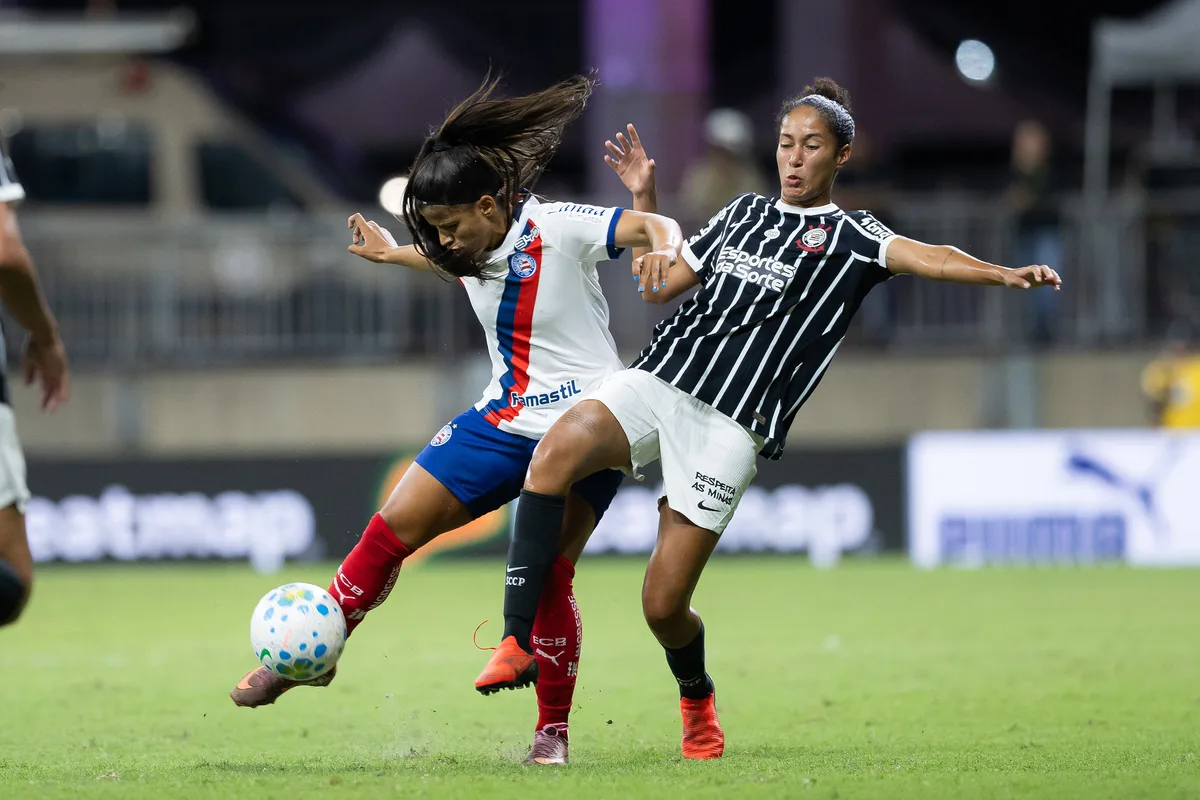 Bahia perde para Corinthians e sai atrás na semifinal do Brasileirão