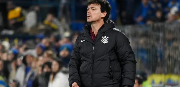 Diniz admite decepção por saída de Memphis, mas fala: 'Não afetou no jogo'