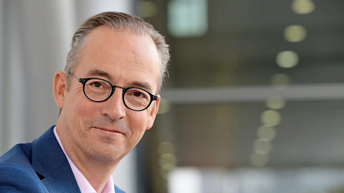 „Ich muss es vorlesen: ‚Sie küsse die Ärsche der weißen Christenzionisten‘“