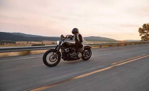 ¿Qué llantas deben usar las motos?