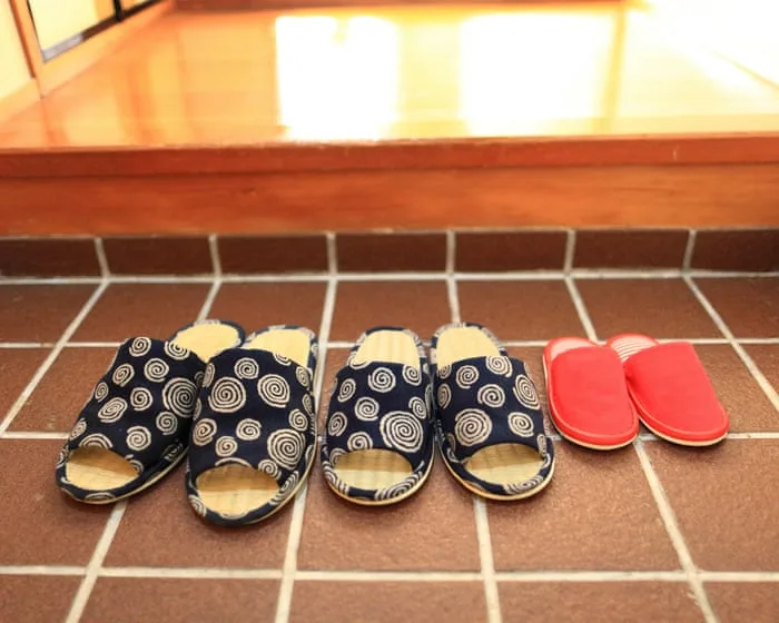 Please don’t rearrange our shoes when we turn up, paramedics in Japan urge