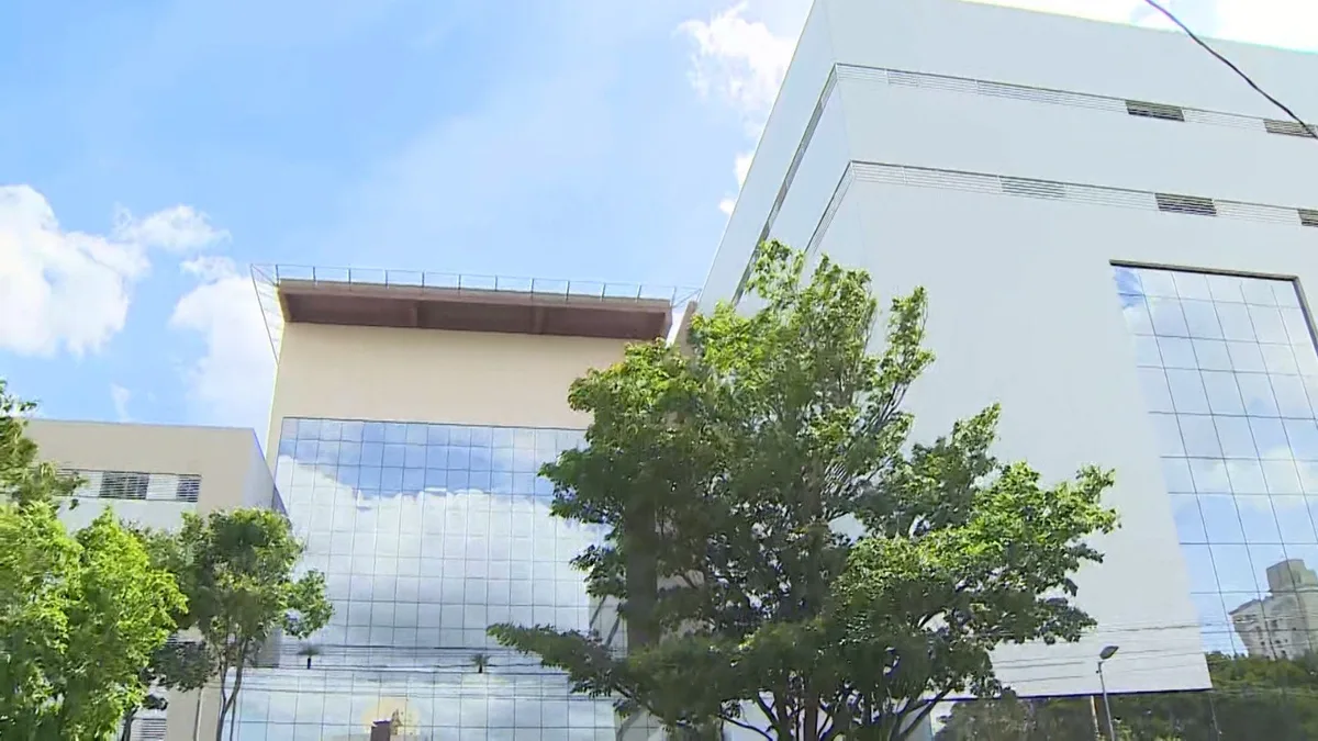 Hospital Regional de São José dos Campos abre processo seletivo para 26 cargos e salários até R$ 7,7 mil; veja como se inscrever