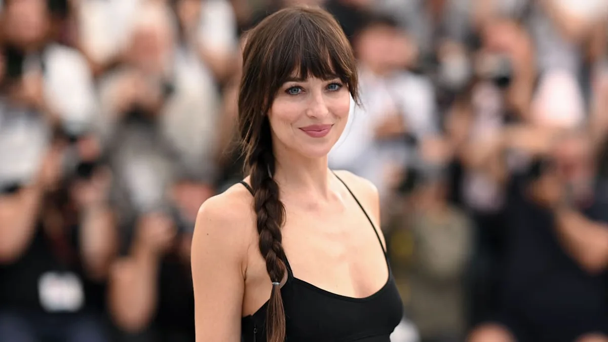 Wildes Liebesgerücht - Dakota Johnson mit Machine Gun Kelly erwischt
