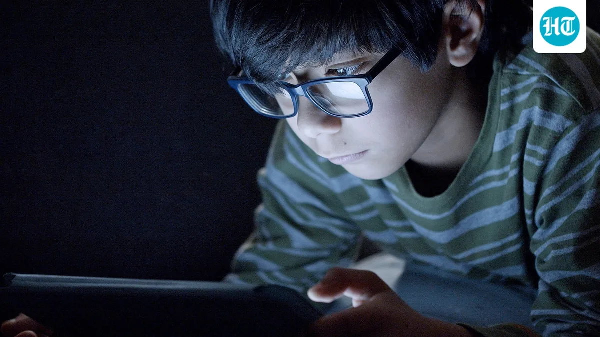 More children wearing glasses? Ophthalmologist explains link between screen time and children’s eye health