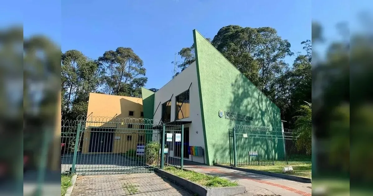TRE-PR inicia preparação das urnas eletrônicas para as eleições de 2026