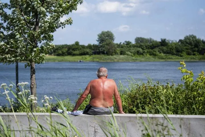 Impact of extreme heat ‘underestimated’ on those 60 and older: Lancet study