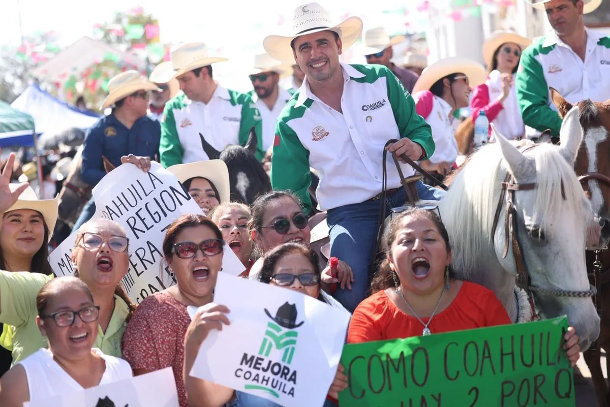Es la Gran Cabalgata de Sabinas la mejor de México: Manolo Jiménez