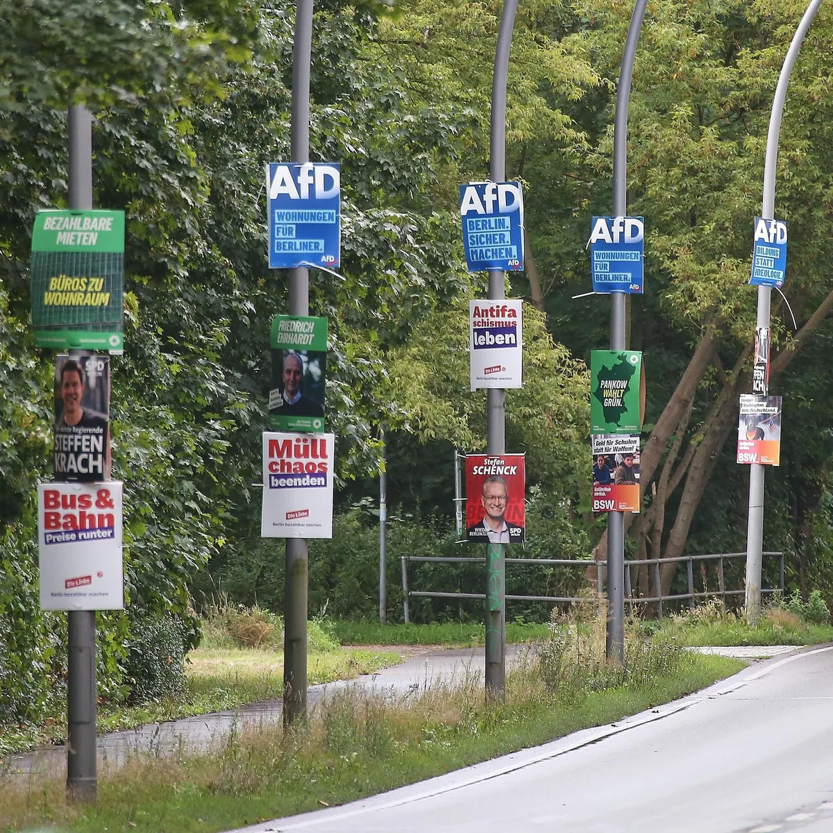 rbb-Recherche - Hunderte Straftaten im Berliner Wahlkampf - die meisten richteten sich gegen die AfD