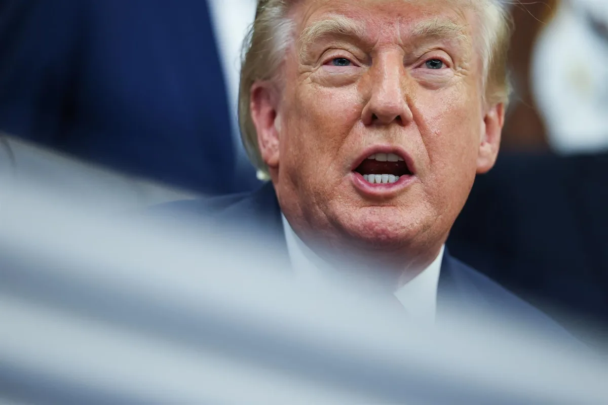 Trump carga contra los "cobardes y traidores" que afirman que EEUU tiene "pocas municiones" por la guerra en Irán