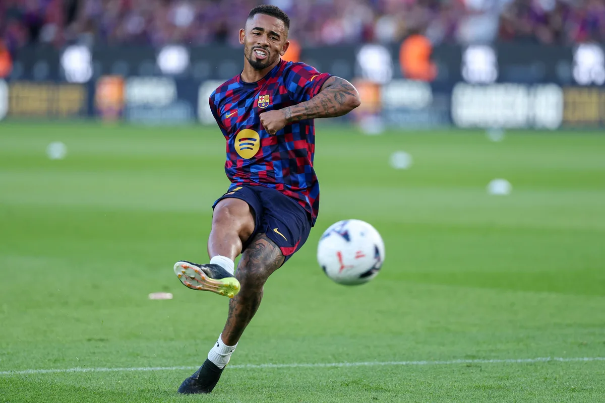 Flick y el rompecabezas del ‘9′ ante el Betis