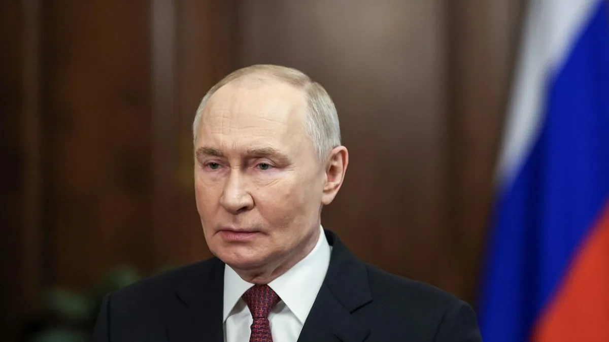 Vladimir Poutine se rend pour la première fois dans les îles Kouriles, revendiquées par le Japon, qui convoque l'ambassadeur de Russie