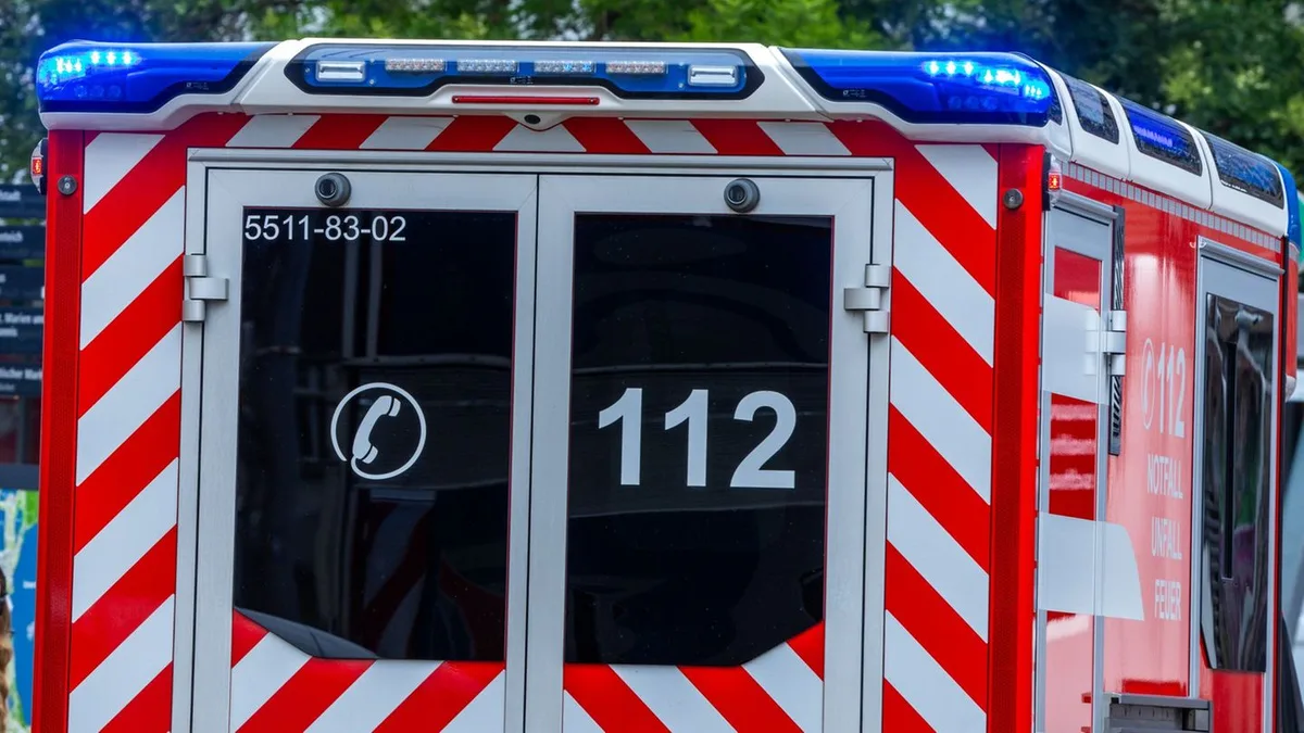 Unfälle: Radfahrer von Auto angefahren - 67-Jähriger schwer verletzt