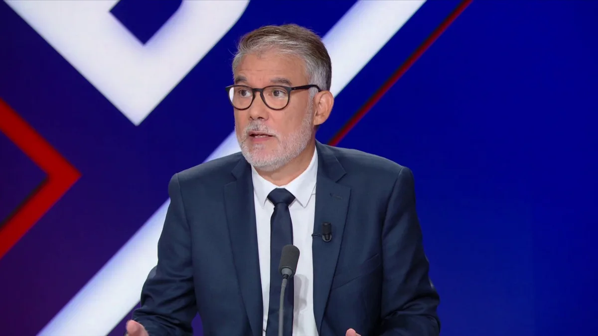 "On n’est pas riche à 2.000 euros": Olivier Faure estime qu'il ne serait pas "juste" de faire contribuer les retraités à ce seuil, mais n'est pas opposé à la désindexation des pensions des 10% les plus aisés