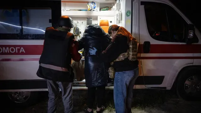 Novos ataques russos em Kyiv provocam três mortos