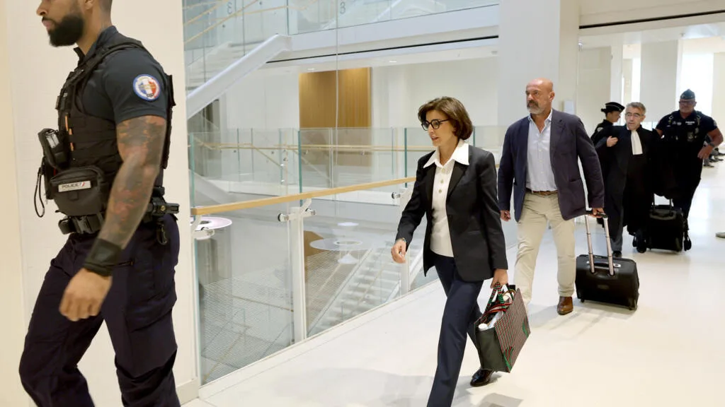 France: à son procès pour corruption, Rachida Dati plaide son absentéisme au Parlement