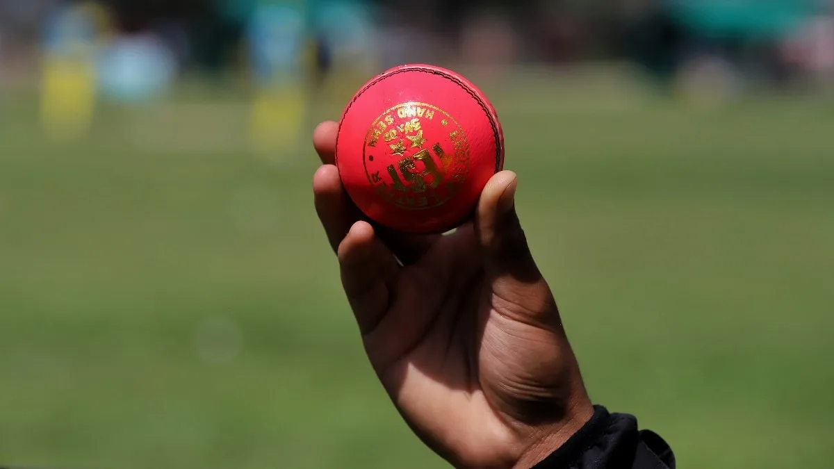 Bad light in Test cricket? Shaun Pollock suggests pink ball solution