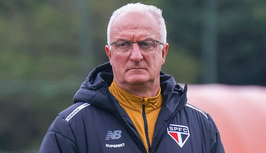 Reforço do São Paulo para 2026 vai passar por cirurgia e vira desfalque para Dorival Júnior