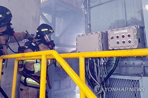 여수서 화력발전소 화재…진화까지 장시간 예상