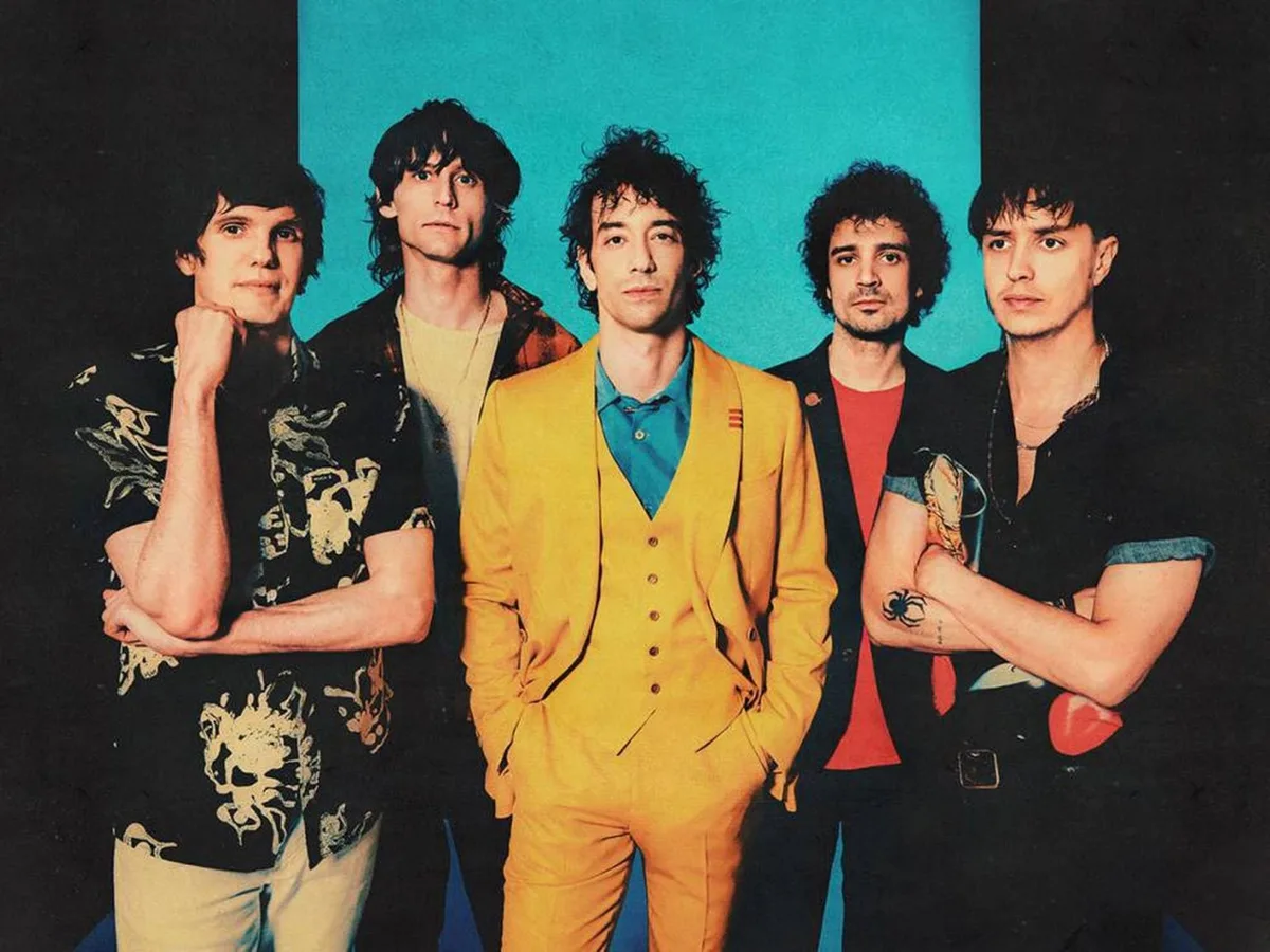 Vídeo mostra baterista do The Strokes dizendo que vai votar em Lula