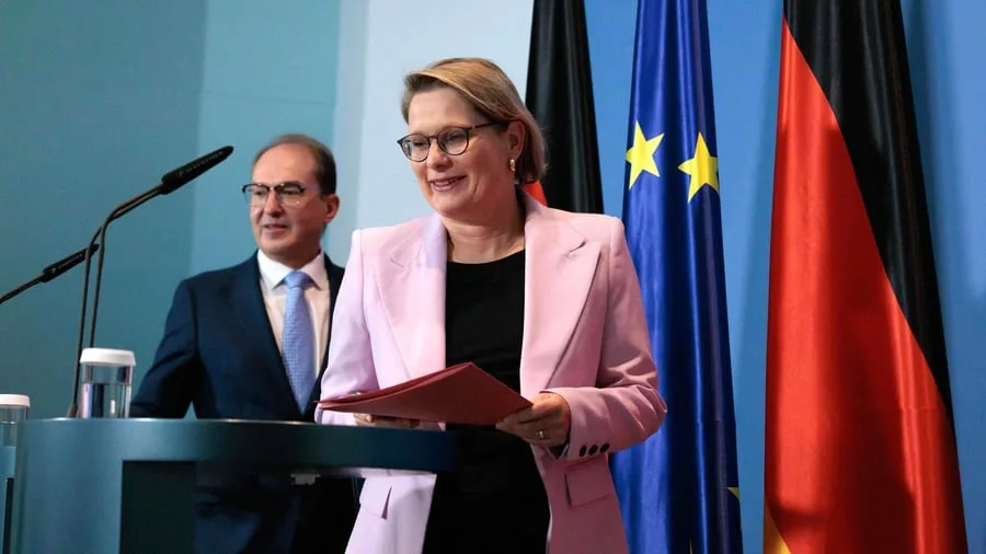 Kabinett: Bund plant härtere Strafen für gefährliche Messerangriffe