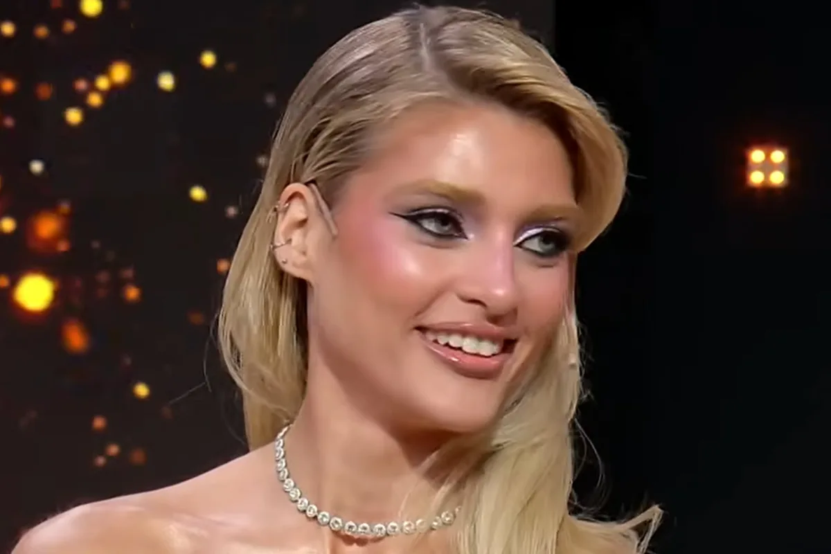 Marta Fort contó cómo Ricardo quería que tuviera otro aspecto: “Mi papá me teñía el pelo a los 9 años”