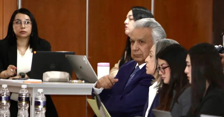Ex-líder do Equador Lenin Moreno condenado por corrupção