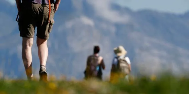 Le Tour du Mont-Blanc confronté à une augmentation exponentielle de sa fréquentation : « C’est de la folie, il faut arrêter d’ubériser ce parcours »