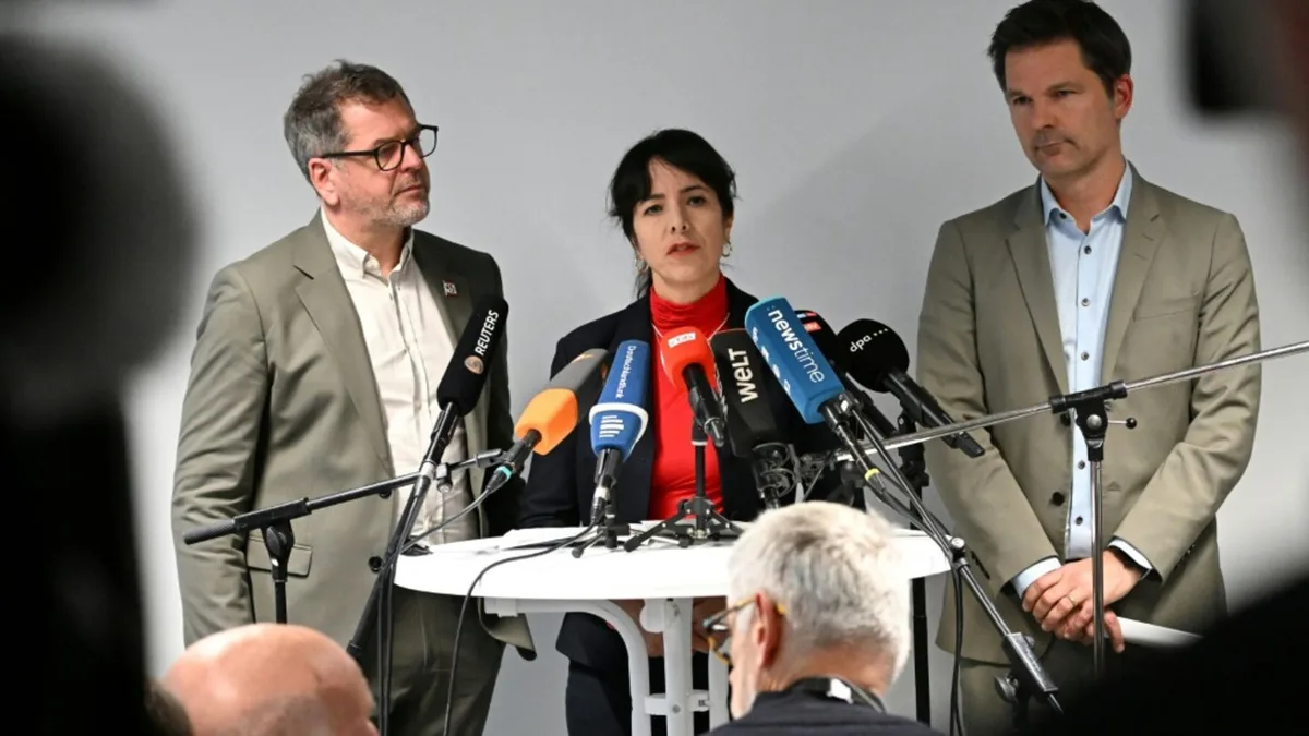 SPD-Fraktionschef Miersch zweifelt an Berliner Koalition mit der Linken