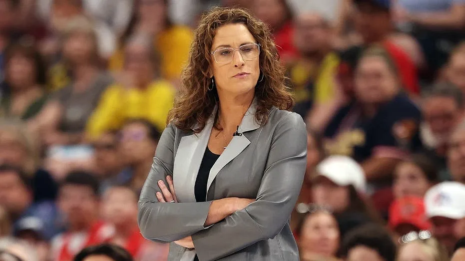 Fever coach Stephanie White opens up about fan reception after turbulent week of WNBA controversy
