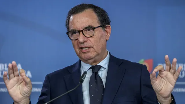Ministro da Economia confirma: "Portugal executou plenamente o seu PRR"