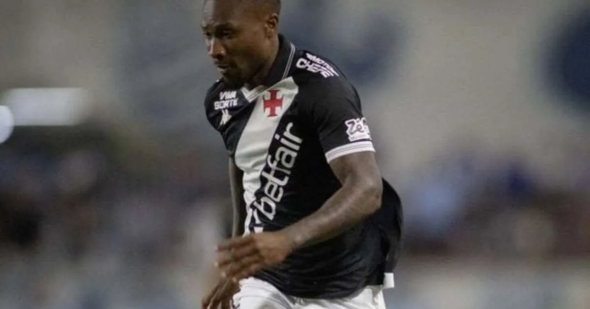 Loide Augusto volta de empréstimo, mas não deve seguir no Vasco