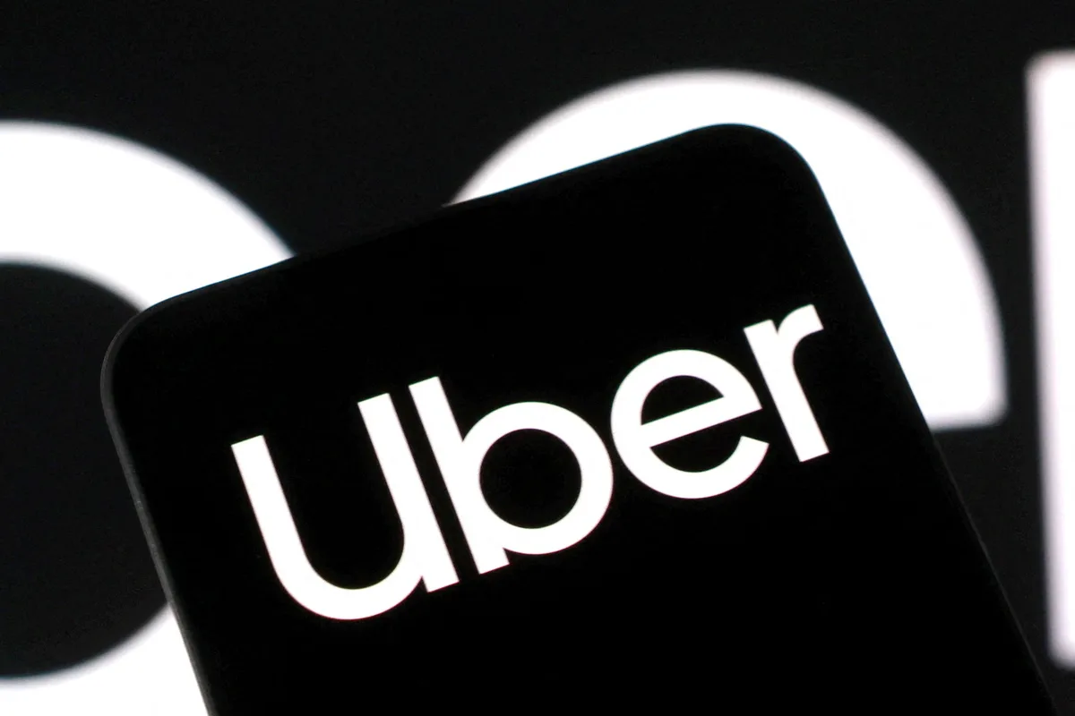 Uber recorta el 10% de su fuerza laboral despidiendo a más de 3.000 empleados