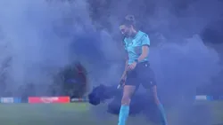 VÍDEO: pote de fumo distrai Bayern e Man City marca na Champions feminina