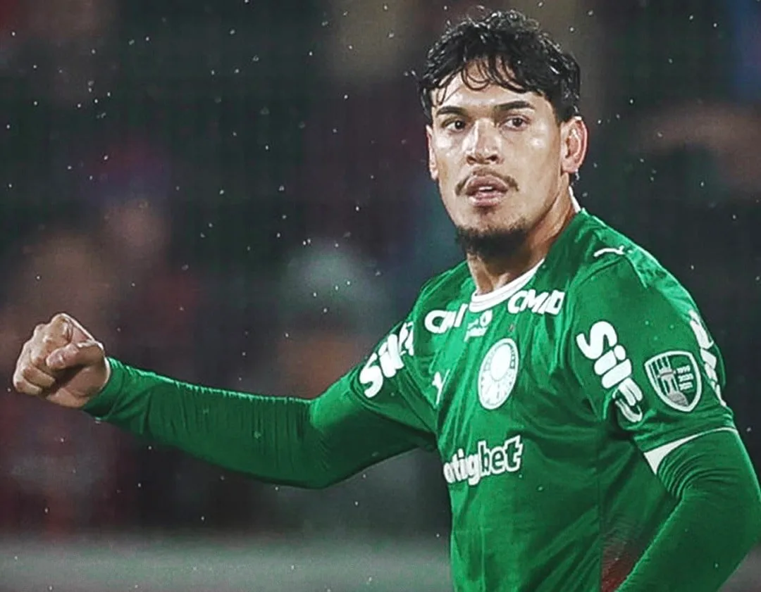 Gustavo Gómez vai fazendo história a cada jogo decisivo
