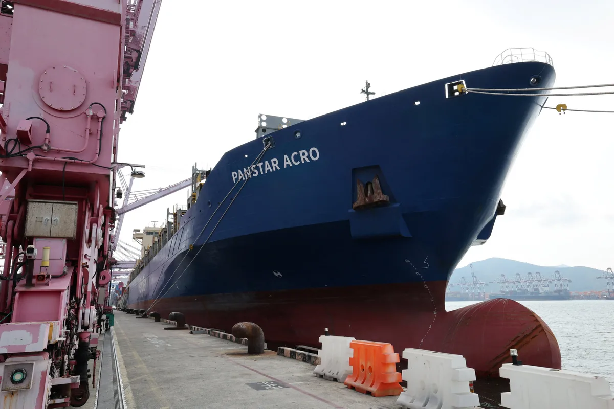 Corea del Sur envia su primer buque portacontenedores hacia Europa por la ruta del Ártico para evitar Oriente Próximo