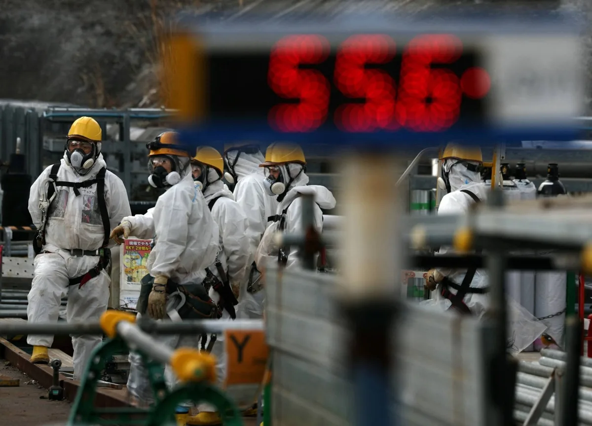 53,000 Fukushima nuclear plant workers receive high radiation doses