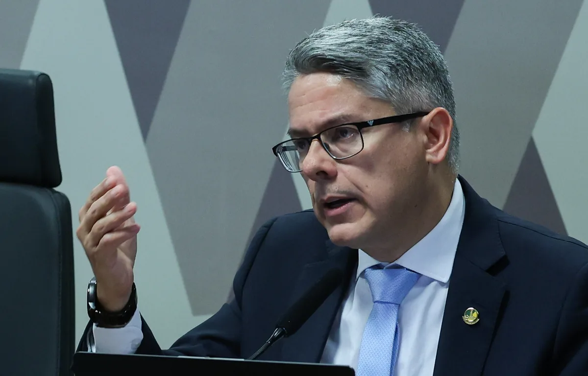 Vieira: STF “não terá isenção” para investigar ministros no caso Master
